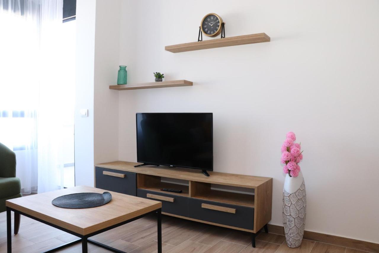 Eagles Apartments & Suites Ülgün Dış mekan fotoğraf