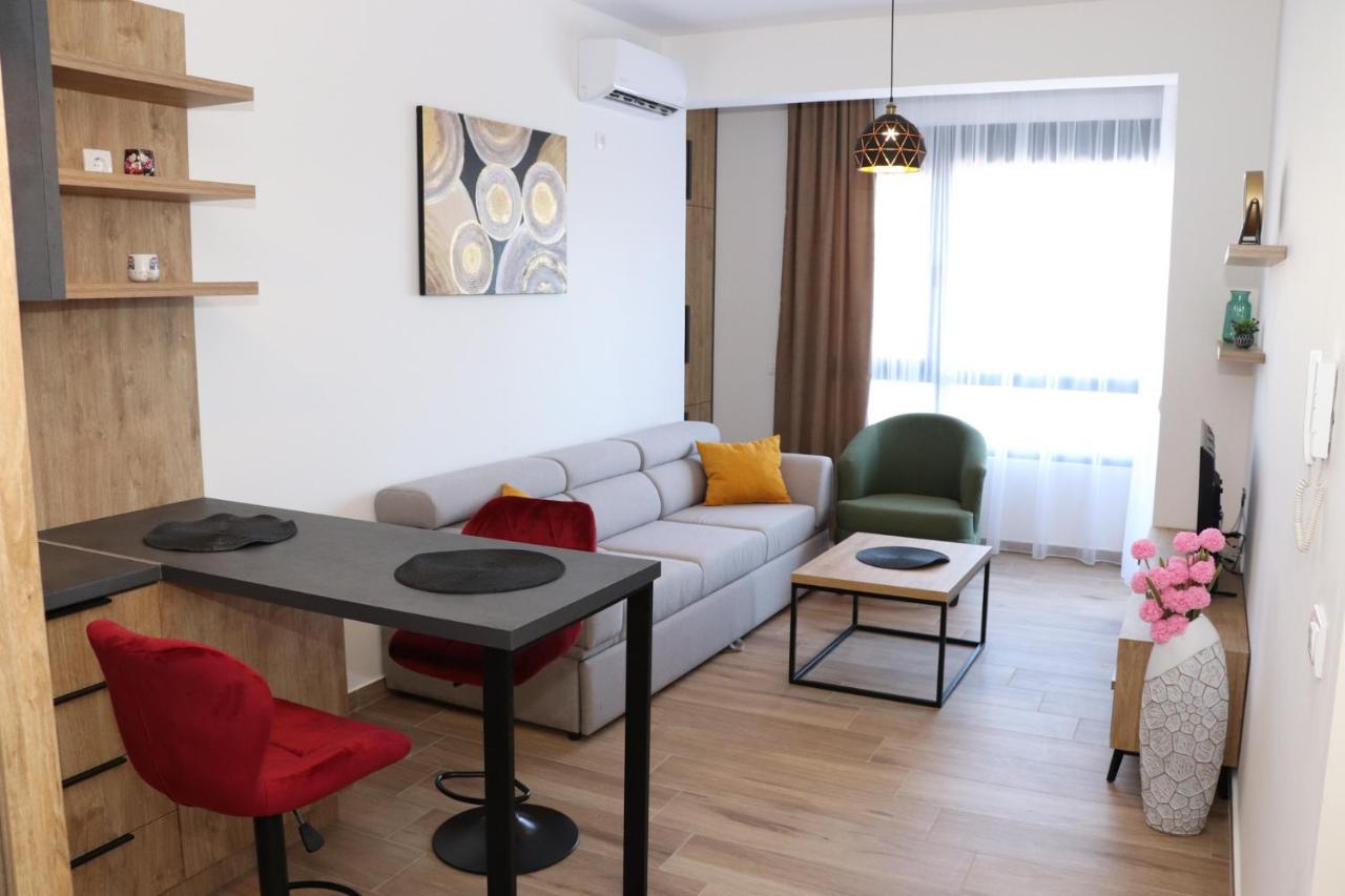 Eagles Apartments & Suites Ülgün Dış mekan fotoğraf