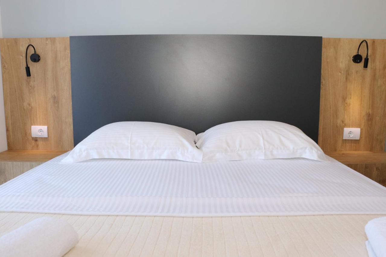 Eagles Apartments & Suites Ülgün Dış mekan fotoğraf