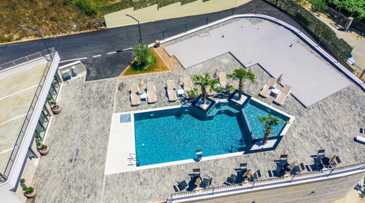 Eagles Apartments & Suites Ülgün Dış mekan fotoğraf