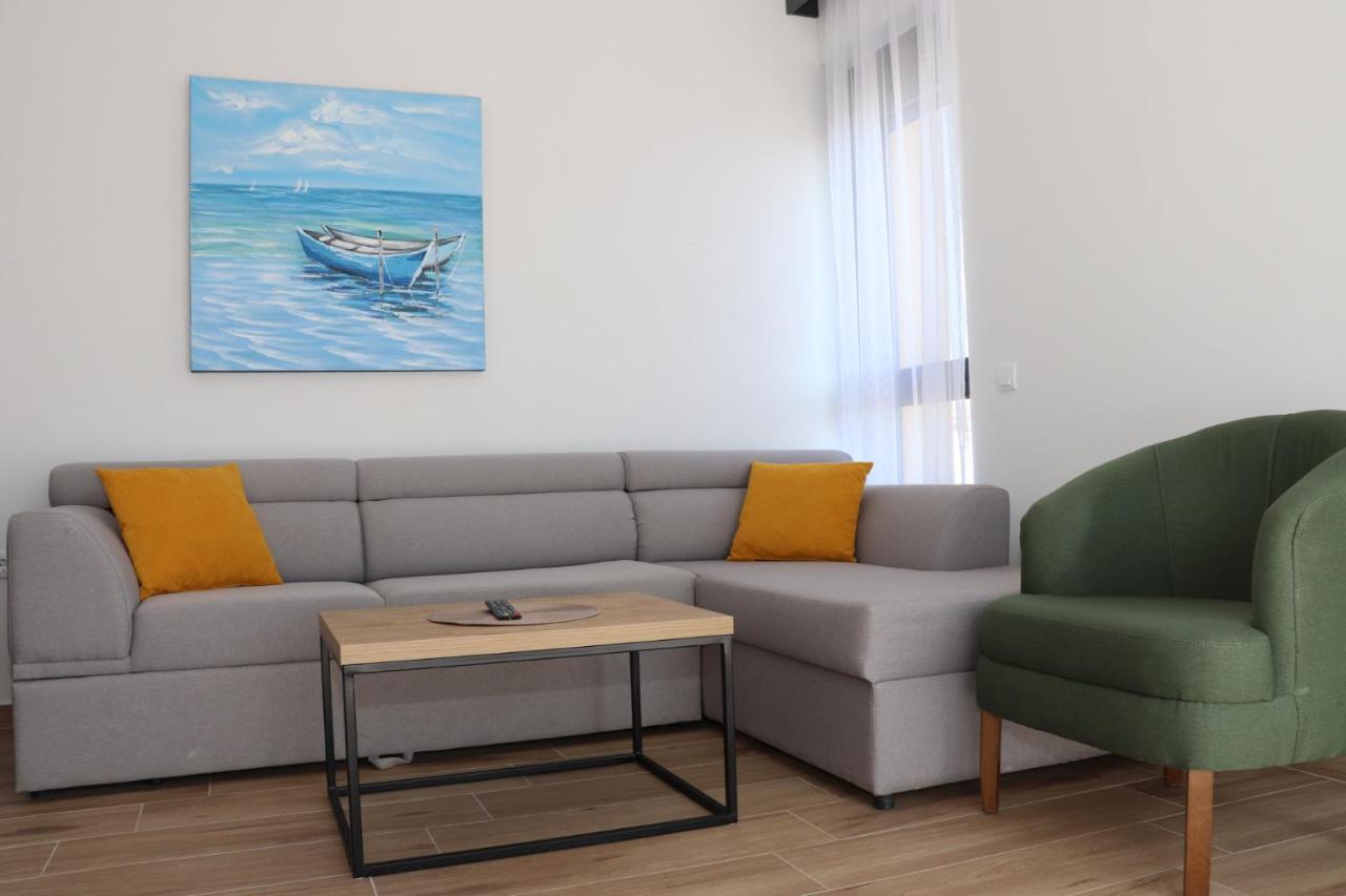 Eagles Apartments & Suites Ülgün Dış mekan fotoğraf