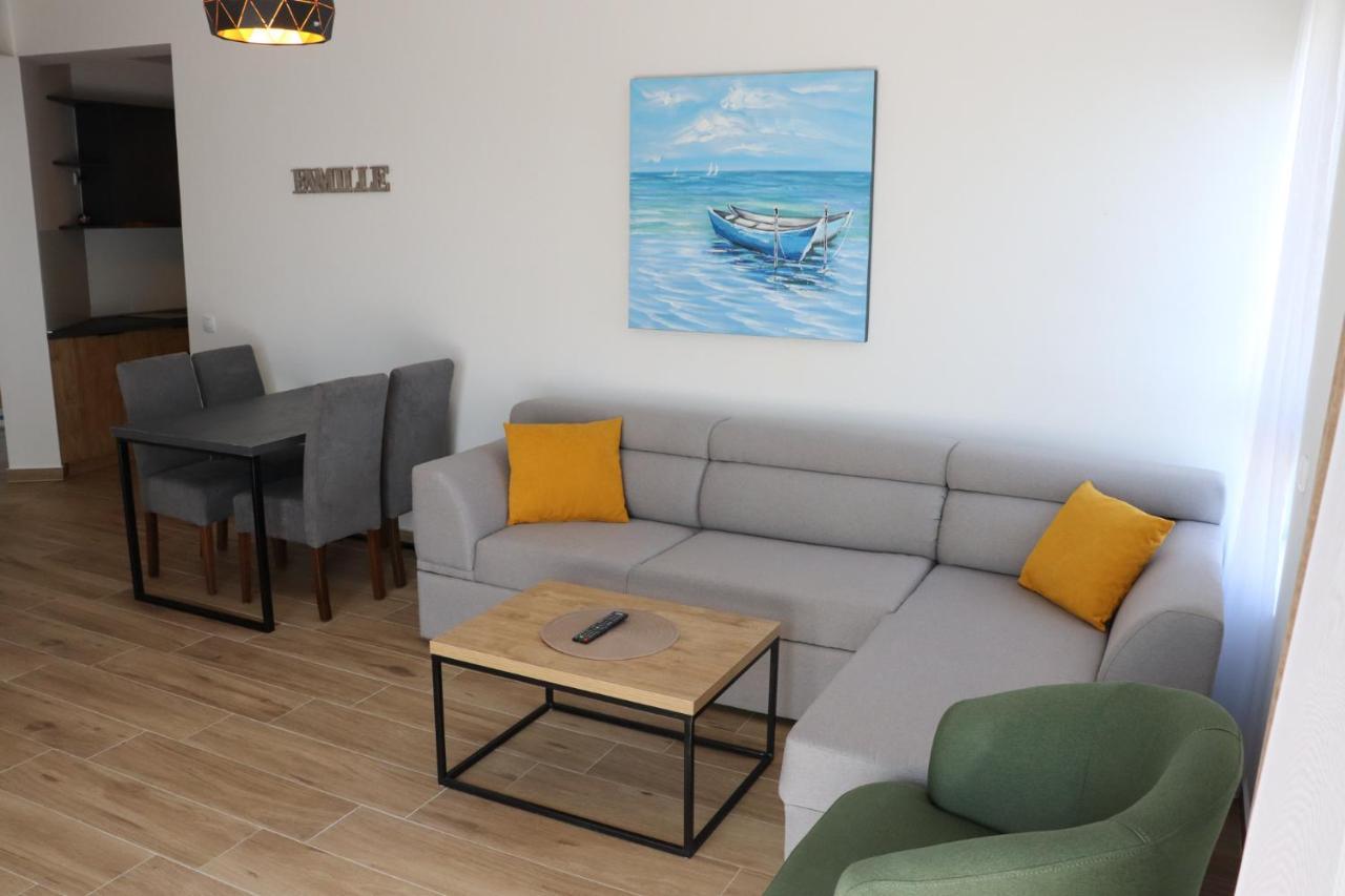 Eagles Apartments & Suites Ülgün Dış mekan fotoğraf