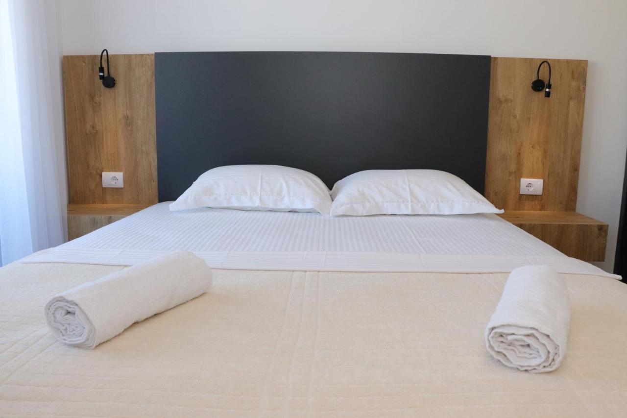 Eagles Apartments & Suites Ülgün Dış mekan fotoğraf