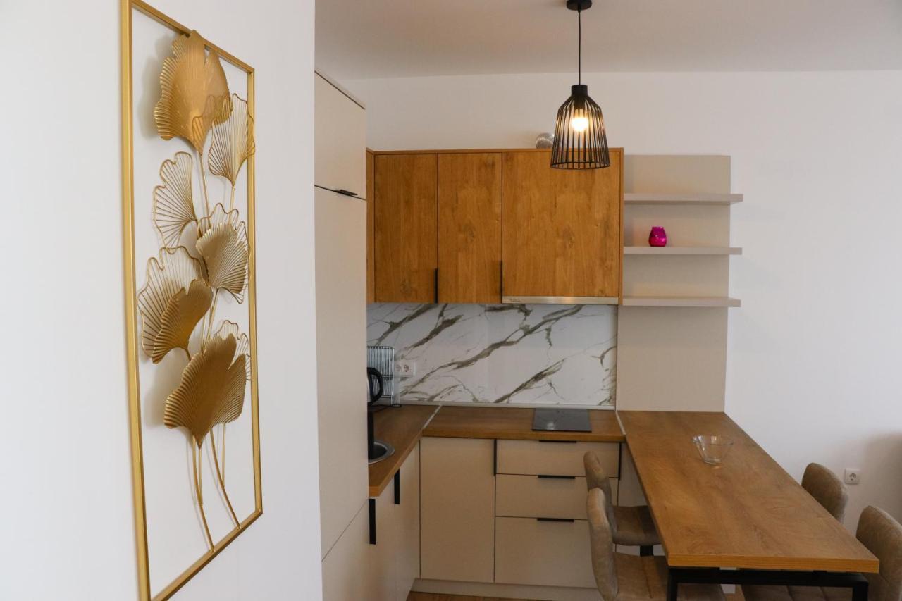 Eagles Apartments & Suites Ülgün Dış mekan fotoğraf