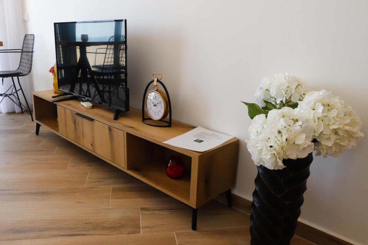 Eagles Apartments & Suites Ülgün Dış mekan fotoğraf